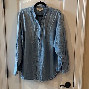 Cloth & Stone Light Blue Button Down Shirt